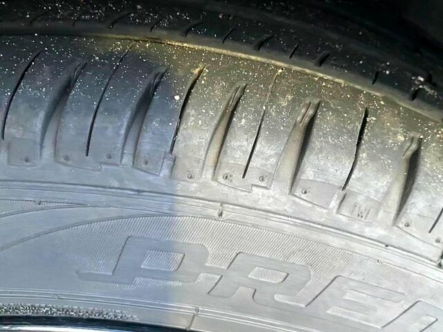 Чорний Хендай i30, об'ємом двигуна 1.4 л та пробігом 194 тис. км за 6000 $, фото 8 на Automoto.ua