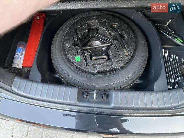 Черный Хендай i30, объемом двигателя 1.4 л и пробегом 194 тыс. км за 6000 $, фото 14 на Automoto.ua