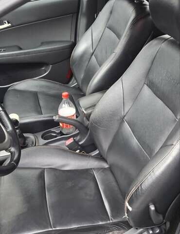 Чорний Хендай i30, об'ємом двигуна 1.58 л та пробігом 239 тис. км за 5000 $, фото 12 на Automoto.ua