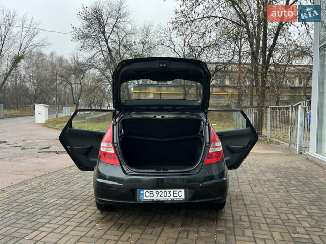 Чорний Хендай i30, об'ємом двигуна 1.4 л та пробігом 247 тис. км за 5800 $, фото 11 на Automoto.ua