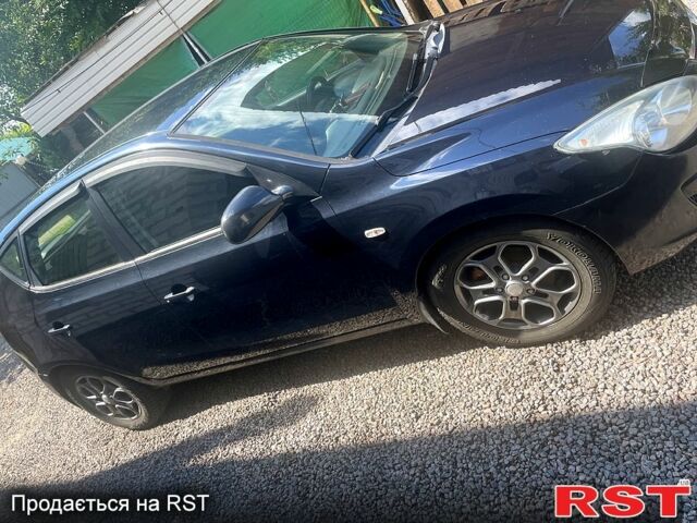 Чорний Хендай i30, об'ємом двигуна 1.6 л та пробігом 285 тис. км за 6400 $, фото 2 на Automoto.ua