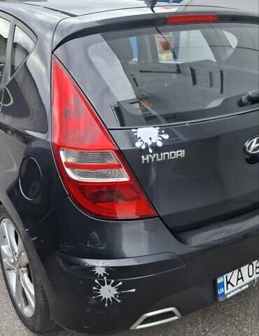 Чорний Хендай i30, об'ємом двигуна 1.58 л та пробігом 239 тис. км за 5000 $, фото 2 на Automoto.ua