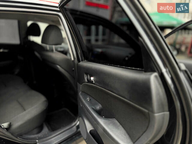 Черный Хендай i30, объемом двигателя 1.58 л и пробегом 215 тыс. км за 7500 $, фото 18 на Automoto.ua