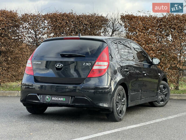 Черный Хендай i30, объемом двигателя 1.6 л и пробегом 180 тыс. км за 6700 $, фото 22 на Automoto.ua