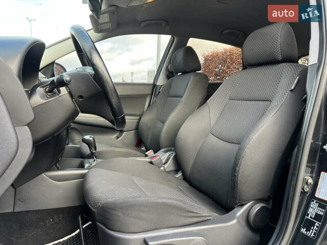 Черный Хендай i30, объемом двигателя 1.6 л и пробегом 180 тыс. км за 6700 $, фото 32 на Automoto.ua