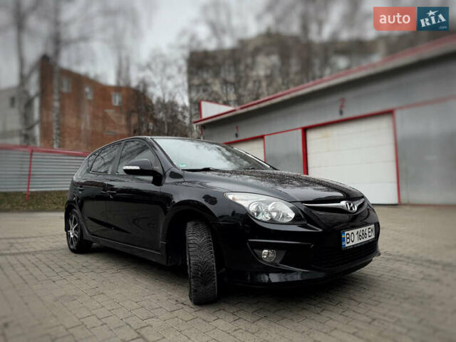 Черный Хендай i30, объемом двигателя 1.58 л и пробегом 215 тыс. км за 7500 $, фото 35 на Automoto.ua