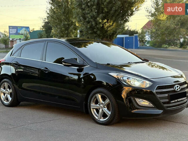Черный Хендай i30, объемом двигателя 1.59 л и пробегом 158 тыс. км за 8888 $, фото 30 на Automoto.ua