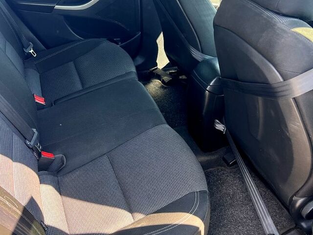 Чорний Хендай i30, об'ємом двигуна 1.4 л та пробігом 164 тис. км за 5999 $, фото 11 на Automoto.ua