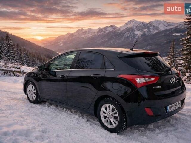 Чорний Хендай i30, об'ємом двигуна 1.59 л та пробігом 120 тис. км за 8950 $, фото 2 на Automoto.ua