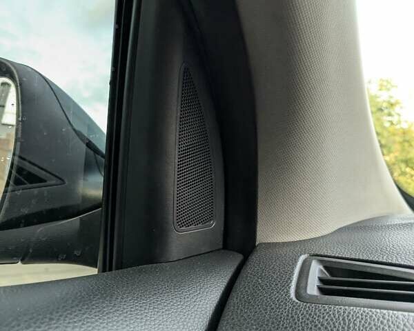Черный Хендай i30, объемом двигателя 1.4 л и пробегом 138 тыс. км за 8700 $, фото 36 на Automoto.ua
