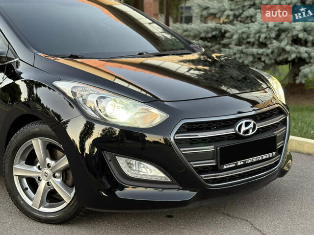 Черный Хендай i30, объемом двигателя 1.59 л и пробегом 158 тыс. км за 8888 $, фото 29 на Automoto.ua