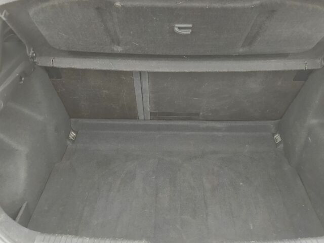 Чорний Хендай i30, об'ємом двигуна 1.6 л та пробігом 227 тис. км за 7500 $, фото 11 на Automoto.ua