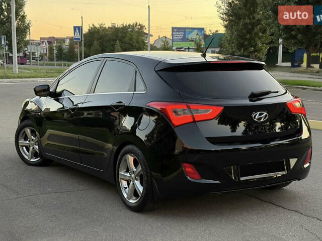 Черный Хендай i30, объемом двигателя 1.59 л и пробегом 158 тыс. км за 8888 $, фото 13 на Automoto.ua