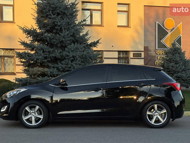 Черный Хендай i30, объемом двигателя 1.59 л и пробегом 158 тыс. км за 8888 $, фото 17 на Automoto.ua