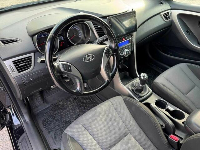 Черный Хендай i30, объемом двигателя 1.6 л и пробегом 105 тыс. км за 8999 $, фото 11 на Automoto.ua