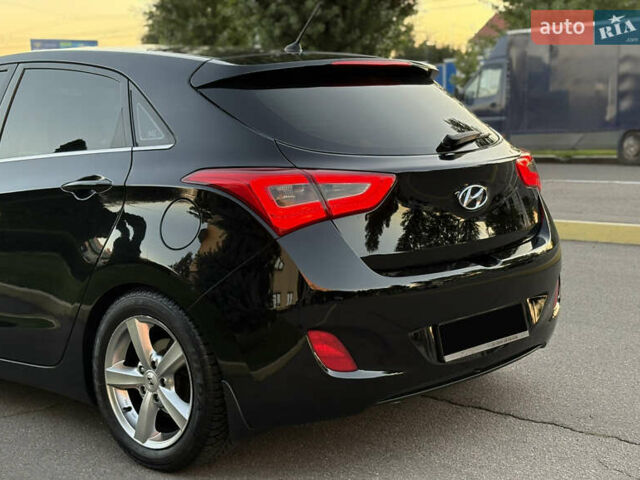 Черный Хендай i30, объемом двигателя 1.59 л и пробегом 158 тыс. км за 8888 $, фото 12 на Automoto.ua