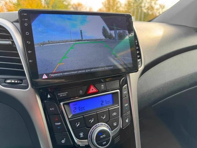 Черный Хендай i30, объемом двигателя 1.6 л и пробегом 105 тыс. км за 8999 $, фото 18 на Automoto.ua
