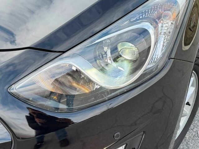 Черный Хендай i30, объемом двигателя 1.6 л и пробегом 105 тыс. км за 8999 $, фото 9 на Automoto.ua