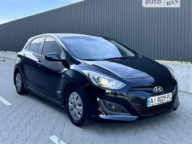 Черный Хендай i30, объемом двигателя 1.4 л и пробегом 212 тыс. км за 8500 $, фото 20 на Automoto.ua