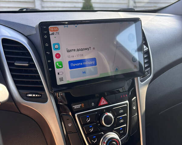 Черный Хендай i30, объемом двигателя 1.58 л и пробегом 160 тыс. км за 10900 $, фото 22 на Automoto.ua