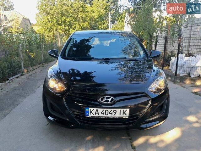 Черный Хендай i30, объемом двигателя 1.59 л и пробегом 102 тыс. км за 6700 $, фото 6 на Automoto.ua