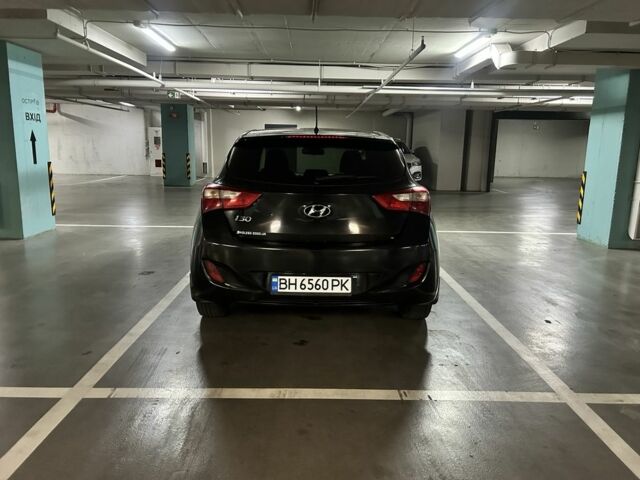 Хендай i30 2013 в Одессе на Automoto.ua Черный Хендай i30, объемом двигателя 1.4 л и пробегом 220 тыс. км за 7600 $, фото 4 на Automoto.ua