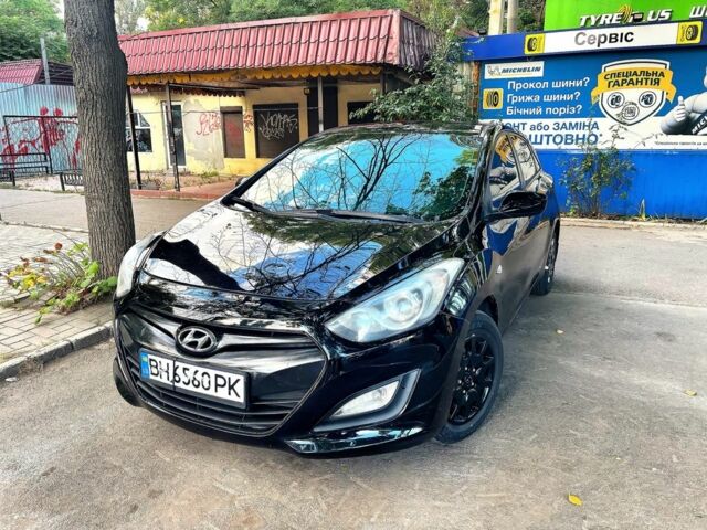Хендай i30 2013 в Одессе на Automoto.ua Черный Хендай i30, объемом двигателя 1.4 л и пробегом 220 тыс. км за 7600 $, фото 5 на Automoto.ua