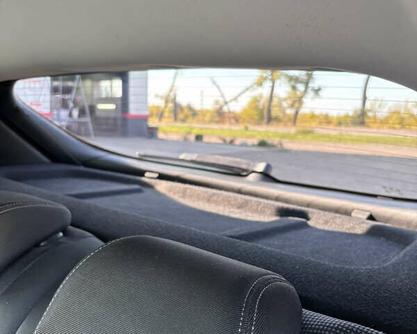 Черный Хендай i30, объемом двигателя 1.58 л и пробегом 160 тыс. км за 10900 $, фото 18 на Automoto.ua
