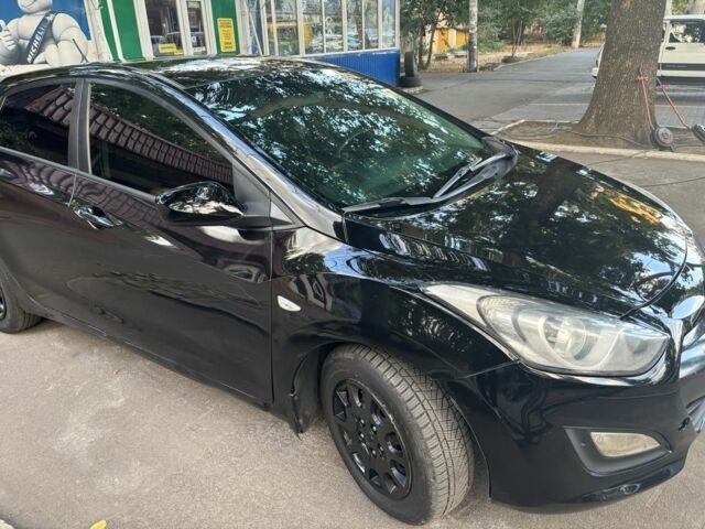 Хендай i30 2013 в Одессе на Automoto.ua Черный Хендай i30, объемом двигателя 1.4 л и пробегом 220 тыс. км за 7600 $, фото 6 на Automoto.ua