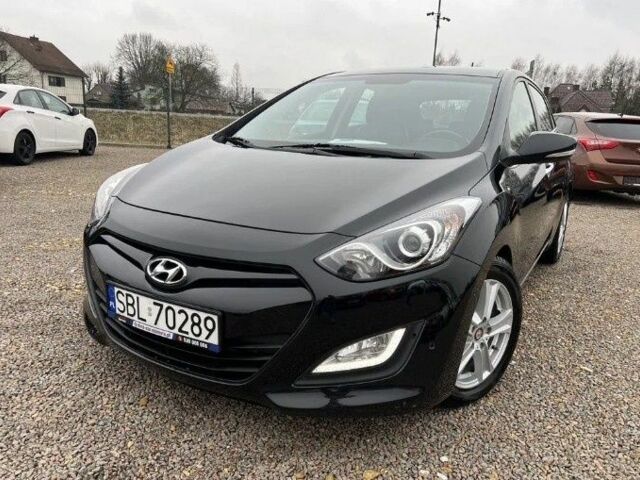 Чорний Хендай i30, об'ємом двигуна 0.16 л та пробігом 174 тис. км за 7800 $, фото 2 на Automoto.ua