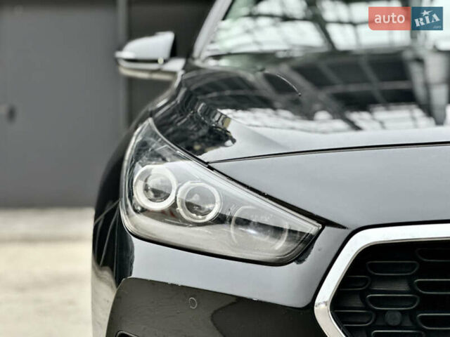 Черный Хендай i30, объемом двигателя 1.4 л и пробегом 97 тыс. км за 15300 $, фото 11 на Automoto.ua