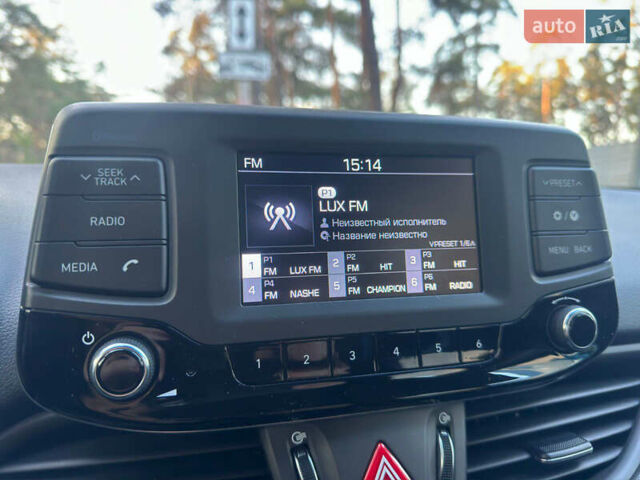 Черный Хендай i30, объемом двигателя 1.6 л и пробегом 66 тыс. км за 12800 $, фото 12 на Automoto.ua