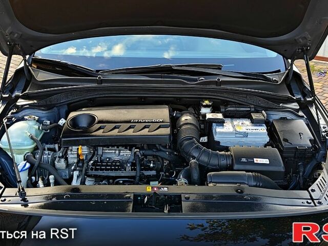 Черный Хендай i30, объемом двигателя 1.4 л и пробегом 97 тыс. км за 14500 $, фото 5 на Automoto.ua