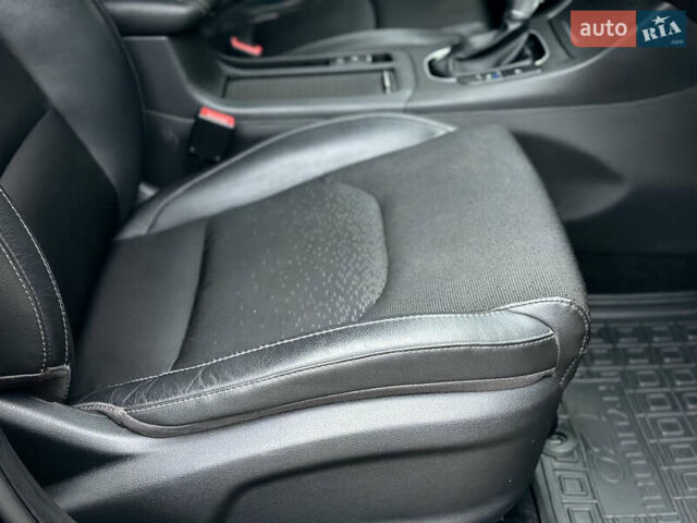 Черный Хендай i30, объемом двигателя 1.4 л и пробегом 97 тыс. км за 15300 $, фото 36 на Automoto.ua