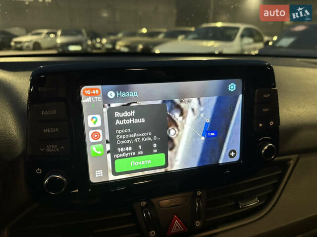 Черный Хендай i30, объемом двигателя 1.4 л и пробегом 97 тыс. км за 15300 $, фото 2 на Automoto.ua