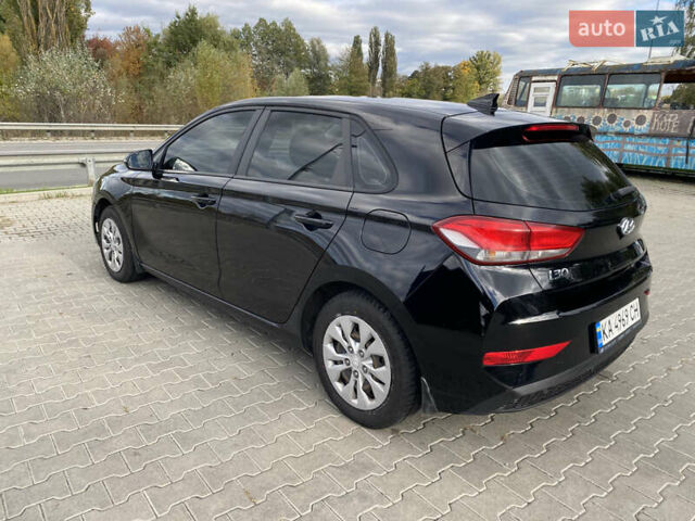 Черный Хендай i30, объемом двигателя 1.5 л и пробегом 171 тыс. км за 16800 $, фото 6 на Automoto.ua