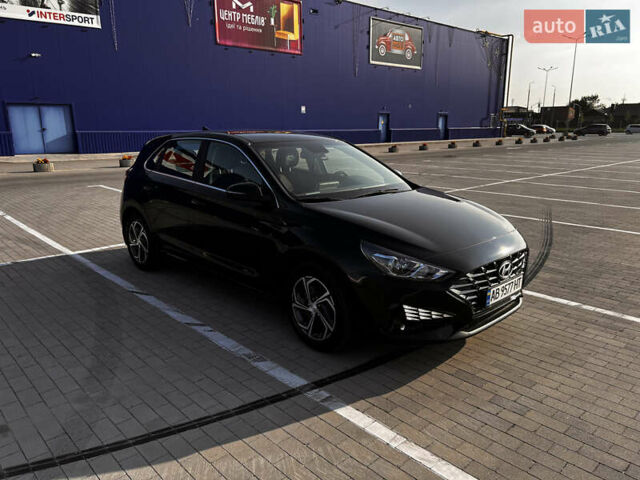 Черный Хендай i30, объемом двигателя 1.5 л и пробегом 21 тыс. км за 17300 $, фото 28 на Automoto.ua