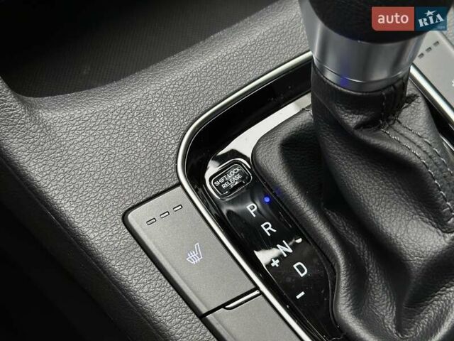 Черный Хендай i30, объемом двигателя 1.5 л и пробегом 50 тыс. км за 16900 $, фото 6 на Automoto.ua