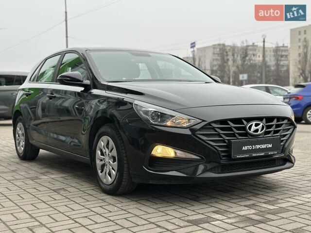 Черный Хендай i30, объемом двигателя 1.5 л и пробегом 50 тыс. км за 16900 $, фото 12 на Automoto.ua
