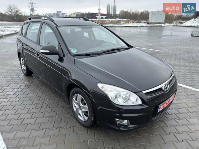 Черный Хендай i30, объемом двигателя 1.6 л и пробегом 169 тыс. км за 6150 $, фото 9 на Automoto.ua