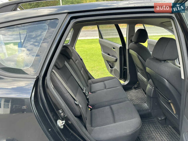 Чорний Хендай i30, об'ємом двигуна 1.58 л та пробігом 257 тис. км за 5650 $, фото 9 на Automoto.ua