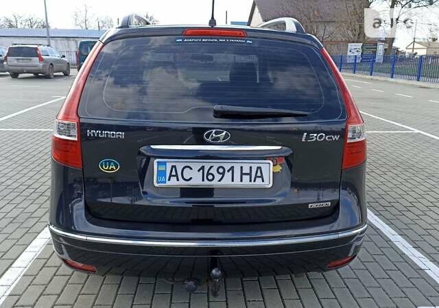 Чорний Хендай i30, об'ємом двигуна 1.6 л та пробігом 181 тис. км за 6600 $, фото 7 на Automoto.ua