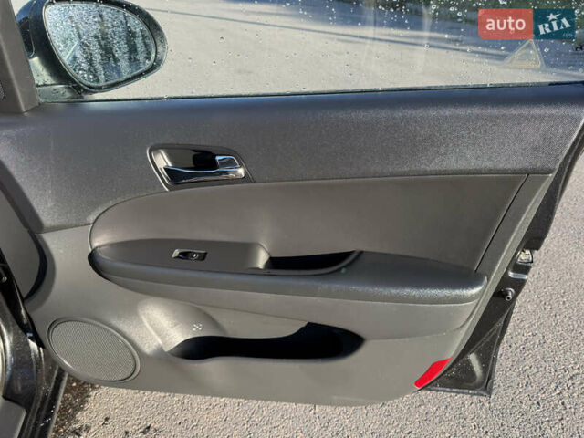 Чорний Хендай i30, об'ємом двигуна 0 л та пробігом 139 тис. км за 7500 $, фото 18 на Automoto.ua
