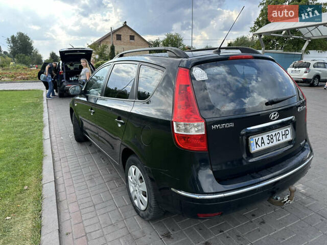 Чорний Хендай i30, об'ємом двигуна 1.58 л та пробігом 257 тис. км за 5650 $, фото 2 на Automoto.ua