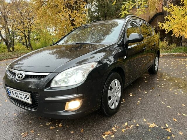 Хендай i30 2008 в Кривом Роге на Automoto.ua Черный Хендай i30, объемом двигателя 1.6 л и пробегом 235 тыс. км за 6200 $, фото 3 на Automoto.ua