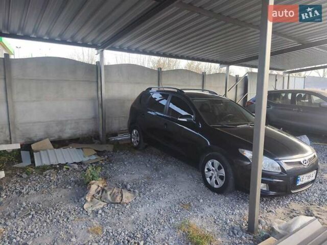 Чорний Хендай i30, об'ємом двигуна 1.58 л та пробігом 270 тис. км за 4600 $, фото 6 на Automoto.ua