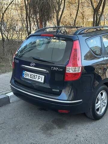 Черный Хендай i30, объемом двигателя 1.6 л и пробегом 143 тыс. км за 6800 $, фото 6 на Automoto.ua