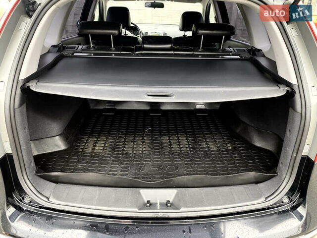 Черный Хендай i30, объемом двигателя 1.58 л и пробегом 341 тыс. км за 6200 $, фото 46 на Automoto.ua