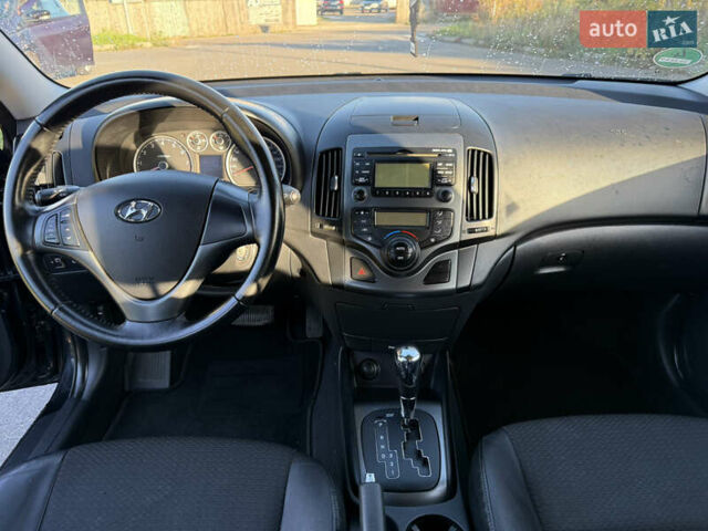 Чорний Хендай i30, об'ємом двигуна 0 л та пробігом 139 тис. км за 7500 $, фото 10 на Automoto.ua