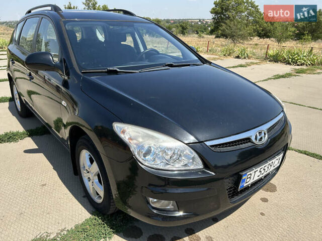 Черный Хендай i30, объемом двигателя 1.59 л и пробегом 226 тыс. км за 6500 $, фото 8 на Automoto.ua